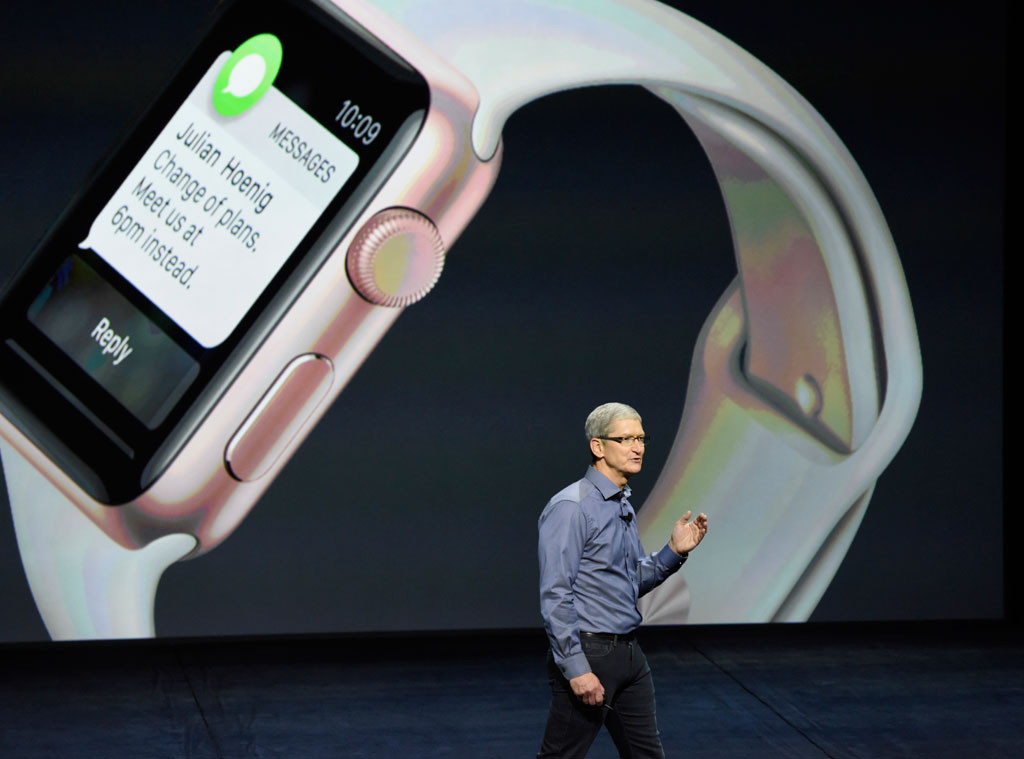 Watch How the Audience Really Reacted at the Apple Event